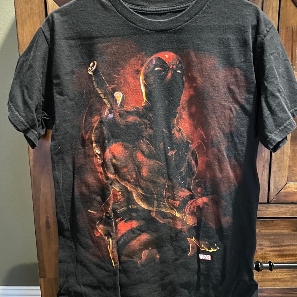Deadpool Marvel T-Shirt